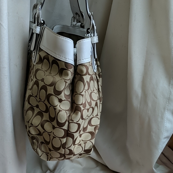 Coach classic 12CM "C" Tote bag - Picture 2 of 6